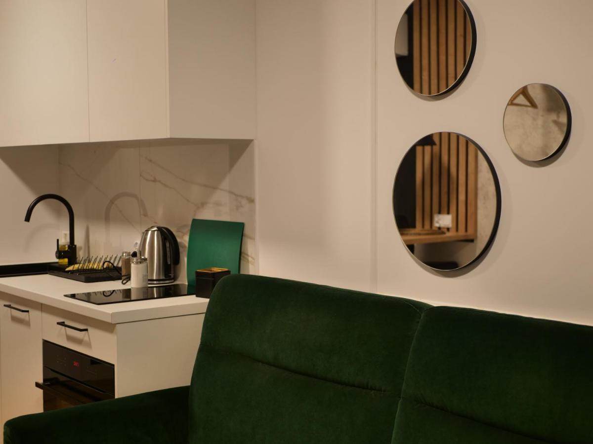 Przytulna Kawalerka 77 Apartment Вроцлав Екстериор снимка